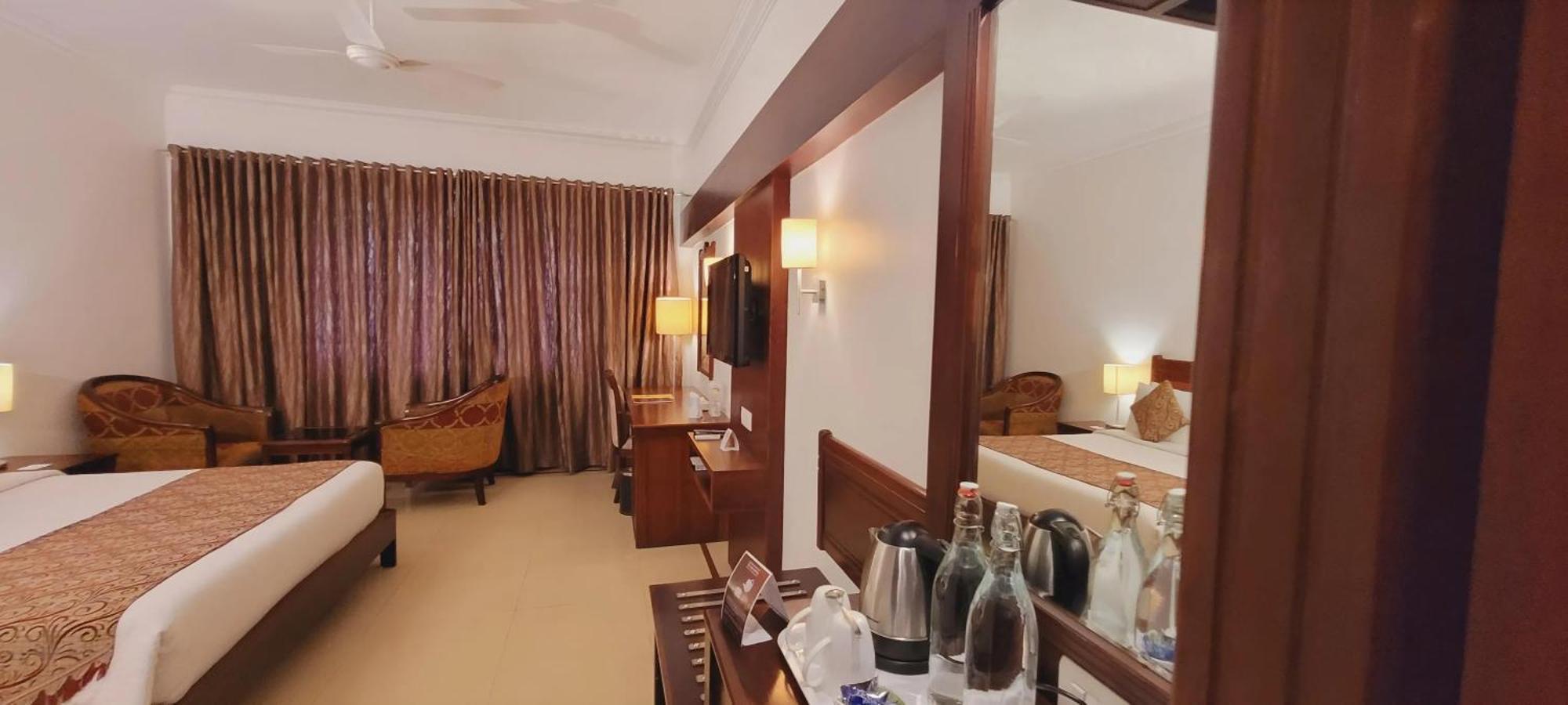 Ashoka Inn Thrissur Extérieur photo