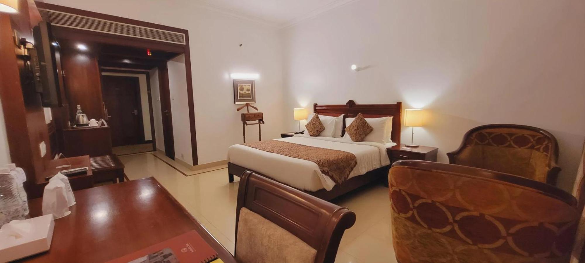 Ashoka Inn Thrissur Extérieur photo